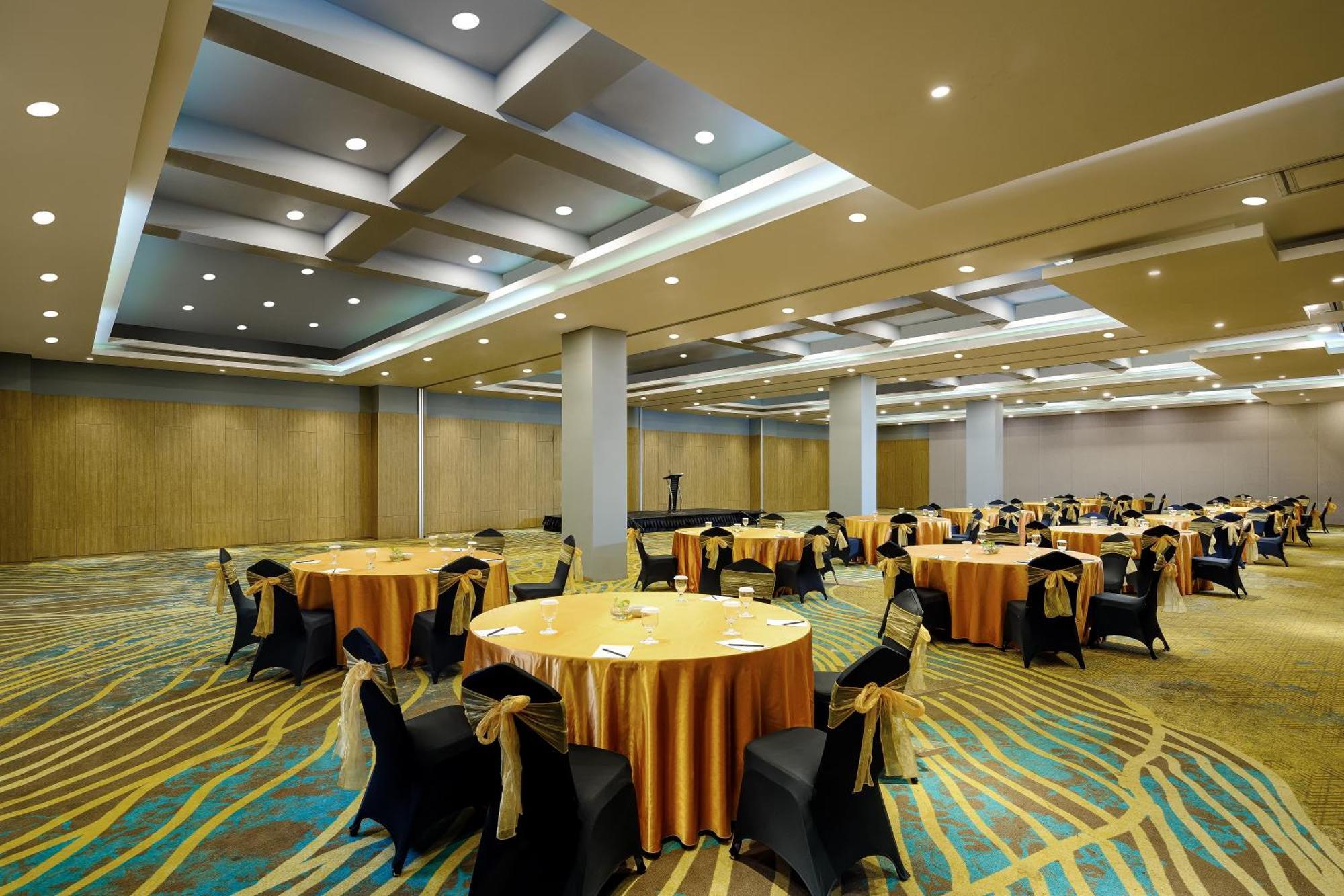 Luminor Hotel Purwokerto By Wh Εξωτερικό φωτογραφία